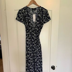 Lulu’s Floral Wrap Maxi Dress